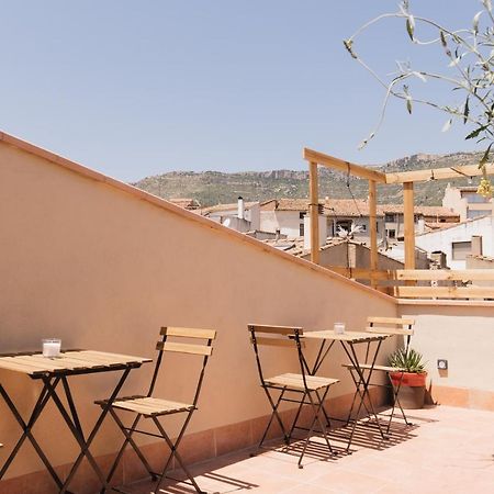 Apartaments La Rambla - La Pelu - 2 Persones Cornudella de Montsant Dış mekan fotoğraf