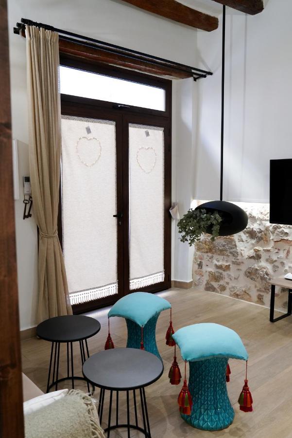 Apartaments La Rambla - La Pelu - 2 Persones Cornudella de Montsant Dış mekan fotoğraf